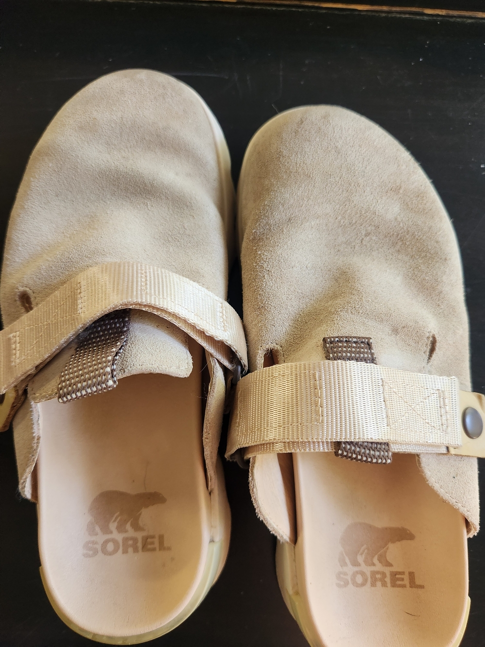 SOREL Wonens Beige Suede Slip-On Clogs Size 7 Shoes